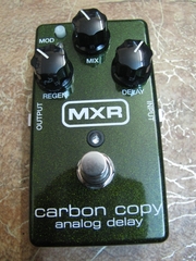 Продам MXR Carbon Copy Analog Delay