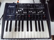 Синтезатор Arturia MiniBrute